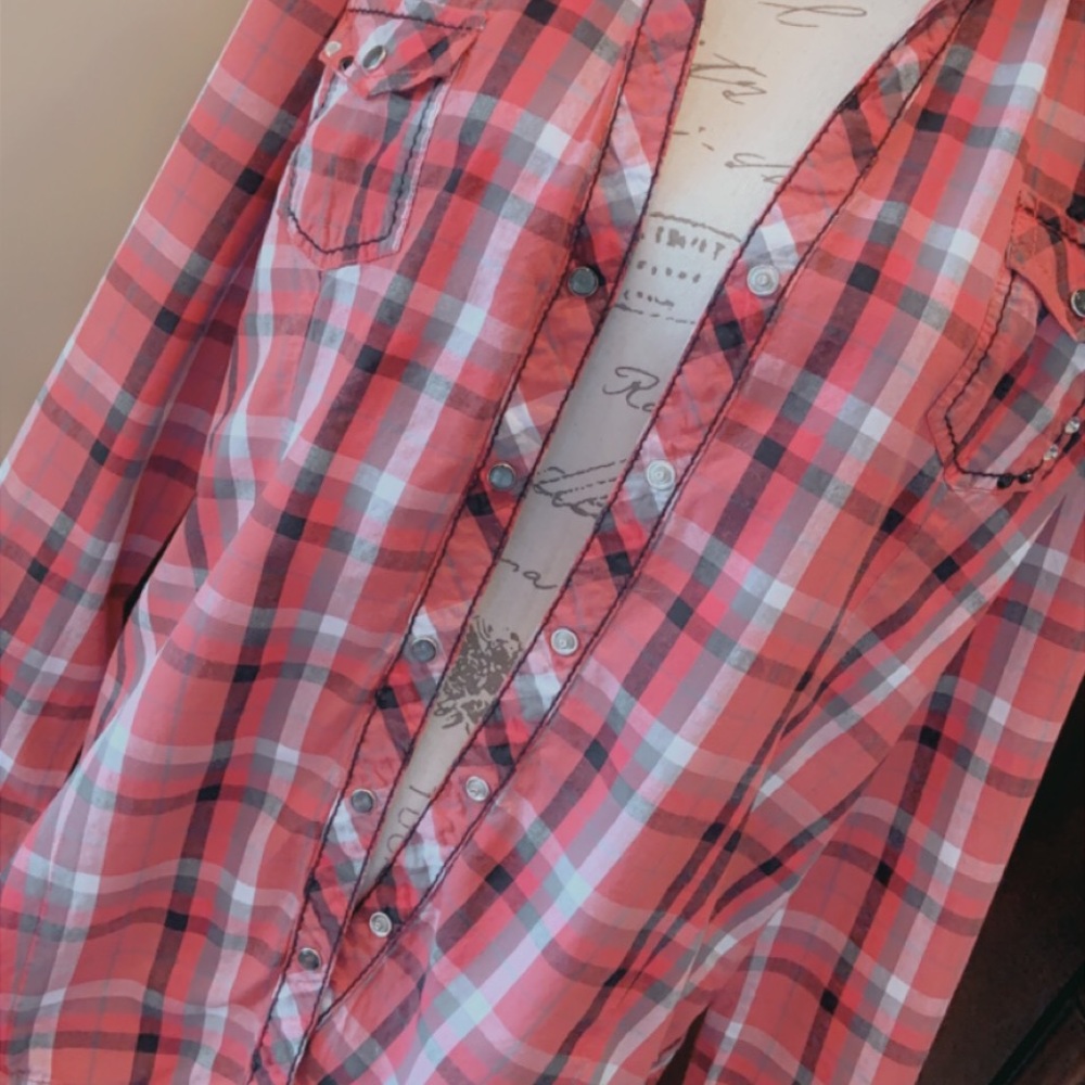 Gorgeous Back Western Button Down - image 3